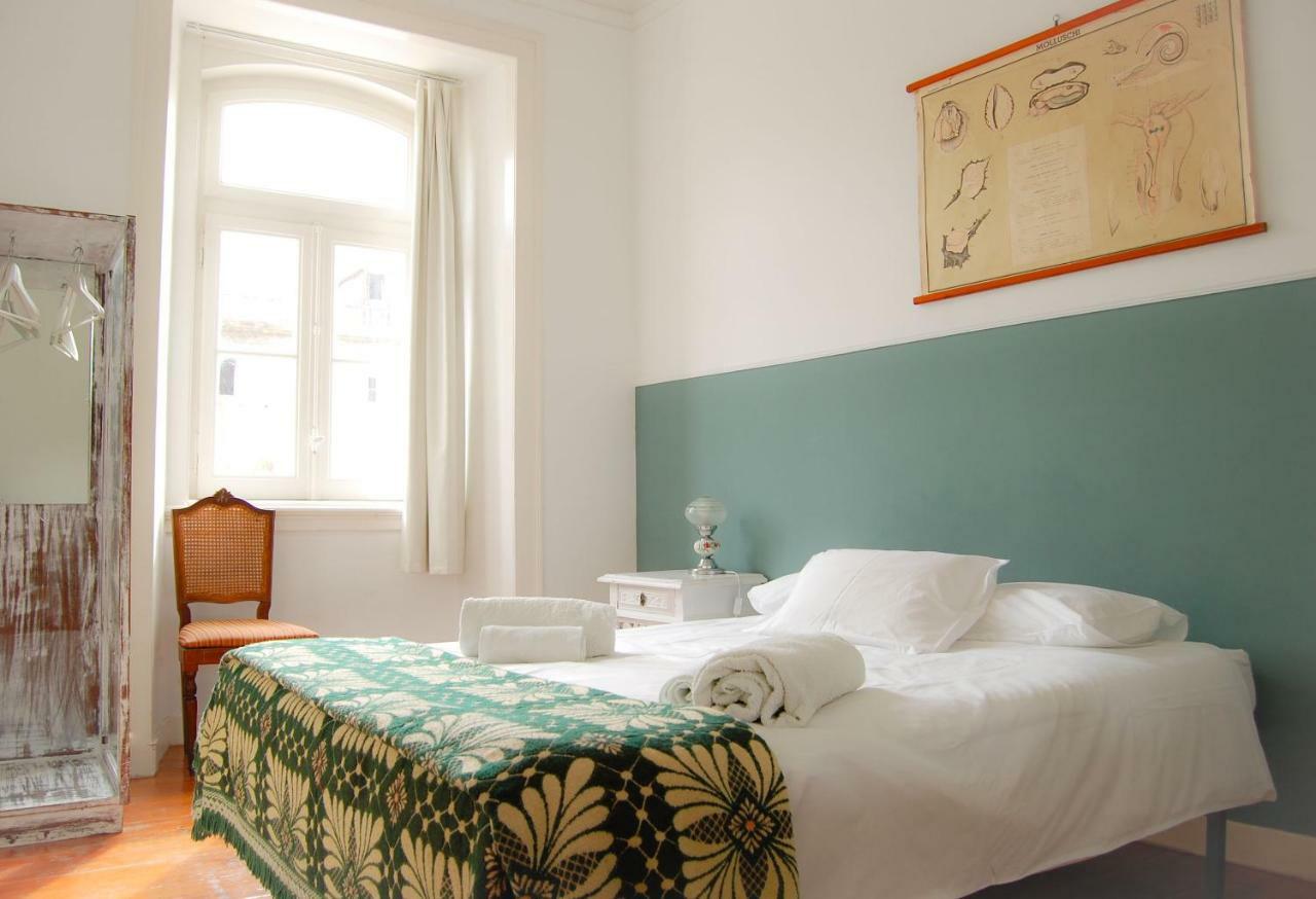 Largo Residencias Hotel Lisbon Exterior photo